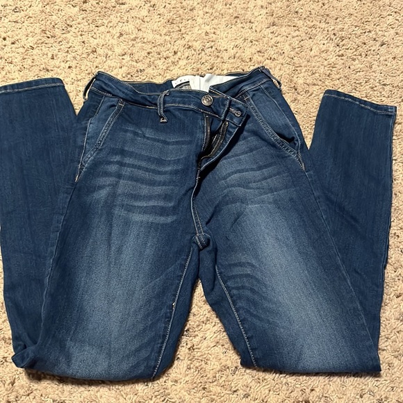 Jeans - Picture 2 of 5